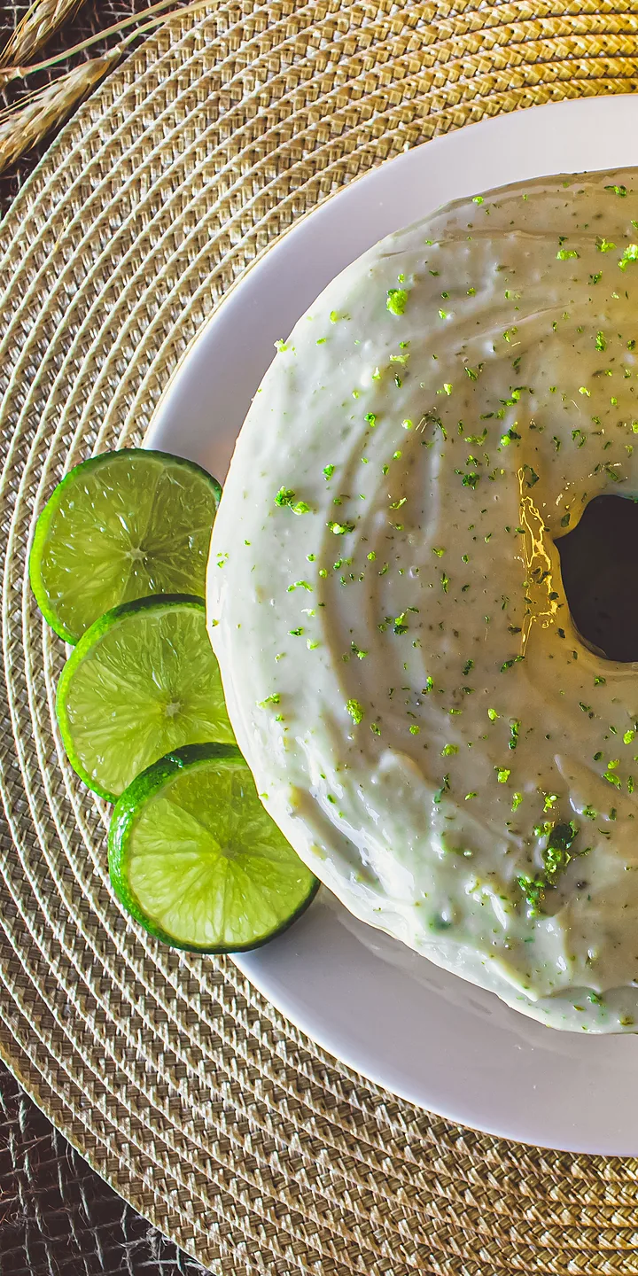 Bolo de limão